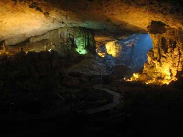 Amazing Cave, Ha Long Bay (again)